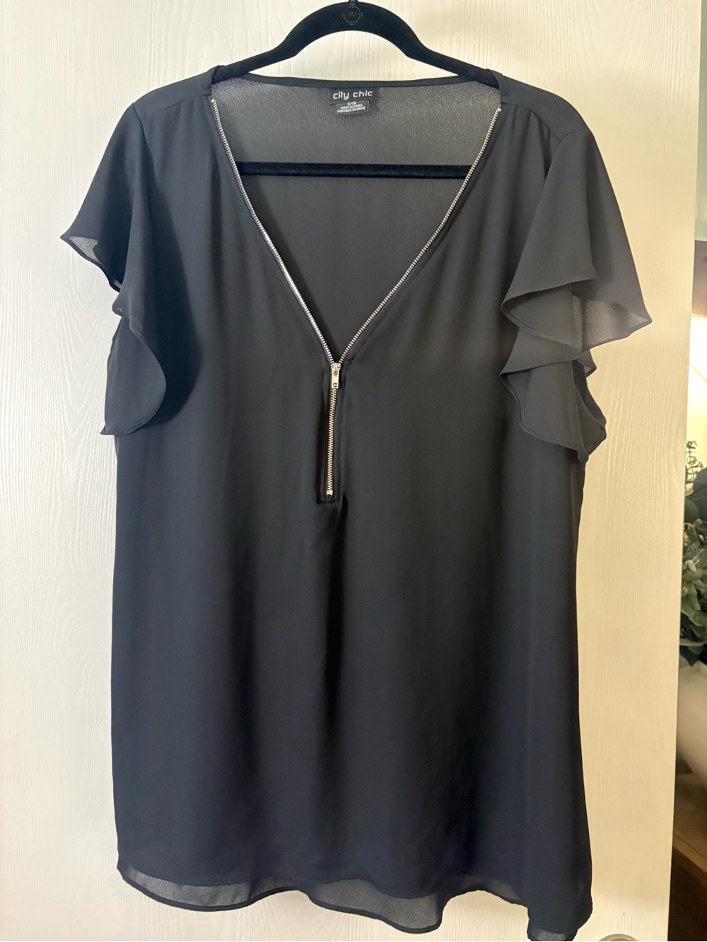 City Chic Black Zip Fling Front Ruffle Sleeve Top, Plus 16